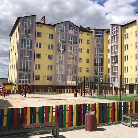 Абсолютно новая квартира-студия в ЖК Барский Зарванці Екстер'єр фото