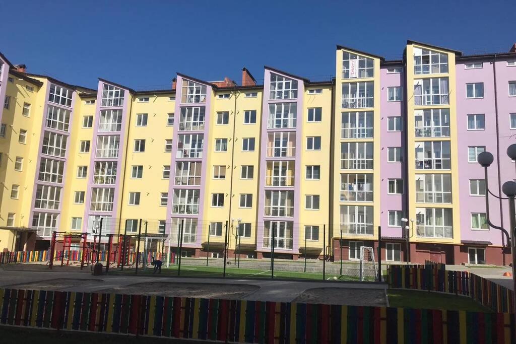 Абсолютно новая квартира-студия в ЖК Барский Зарванці Екстер'єр фото