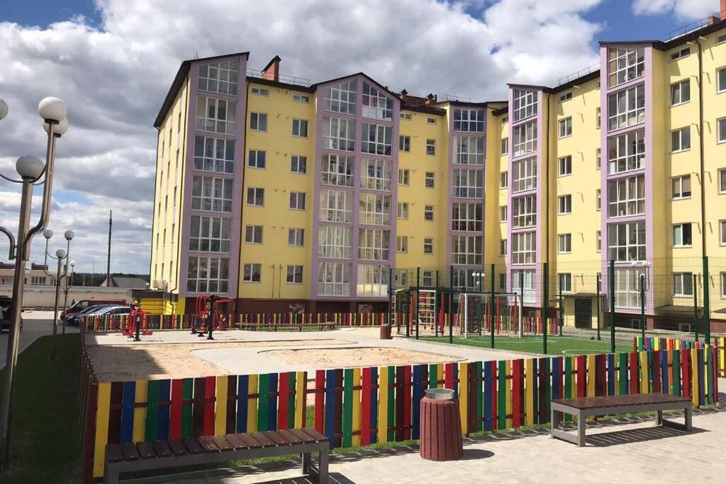 Абсолютно новая квартира-студия в ЖК Барский Зарванці Екстер'єр фото
